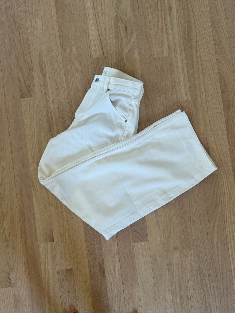 Uniqlo Barrel Jeans / white ( sold out)